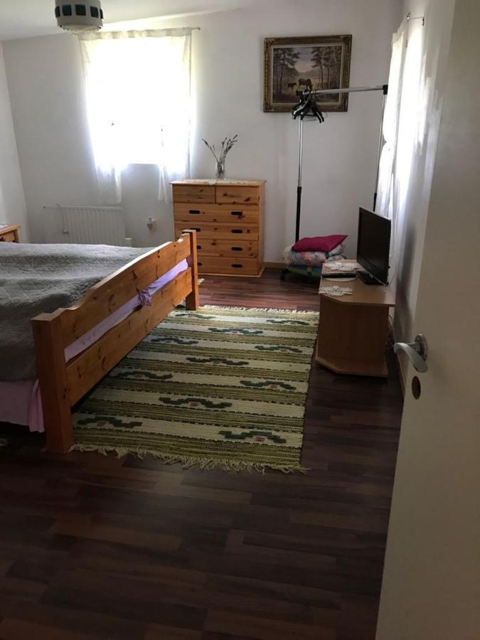 Vacker Hus I Naturen Fröseke Esterno foto