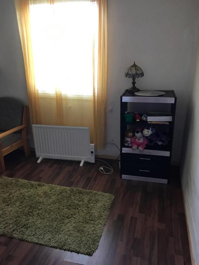 Vacker Hus I Naturen Fröseke Esterno foto